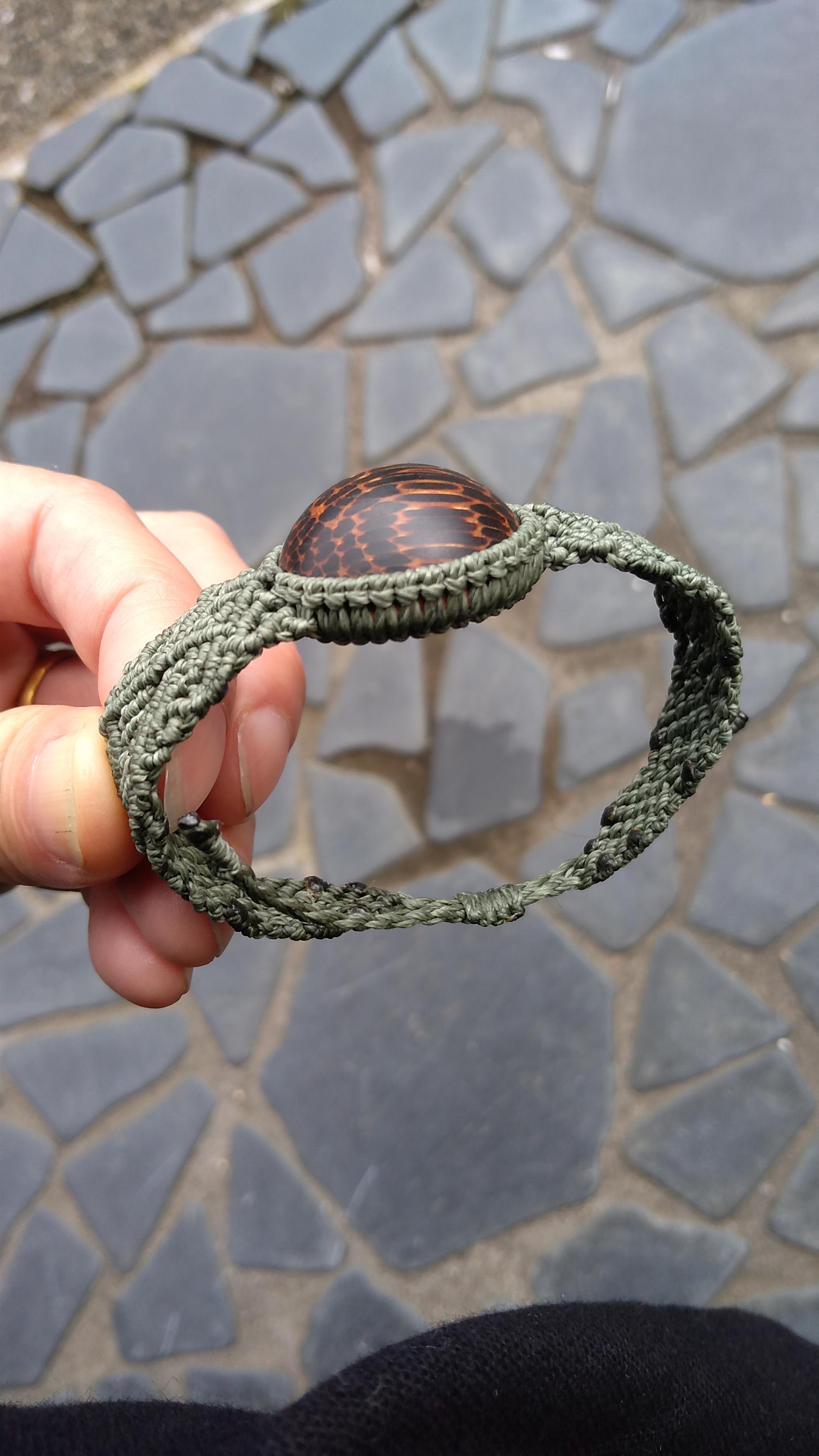 龍鱗木のマクラメブレスレット[B-77]