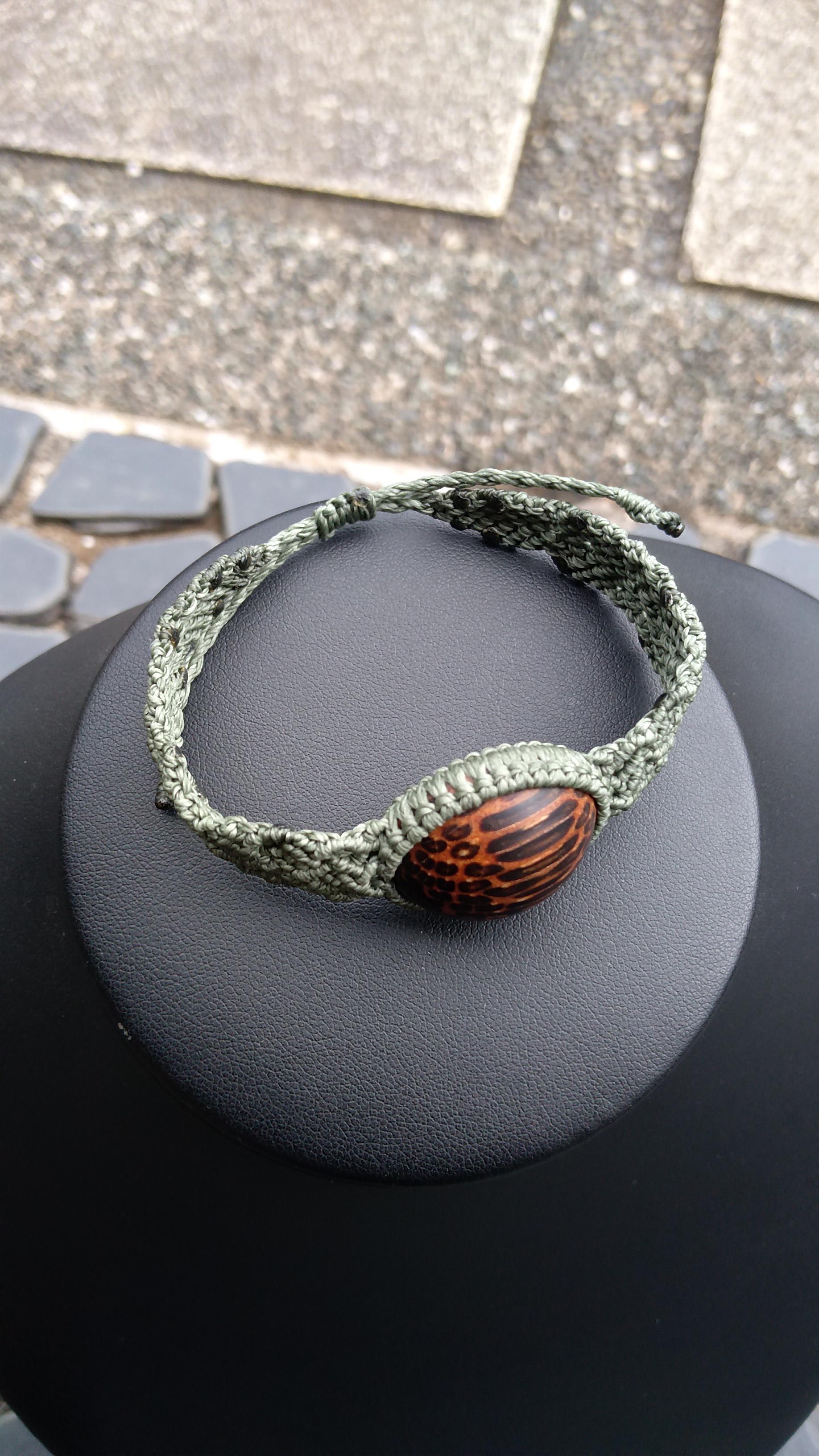 龍鱗木のマクラメブレスレット[B-77]