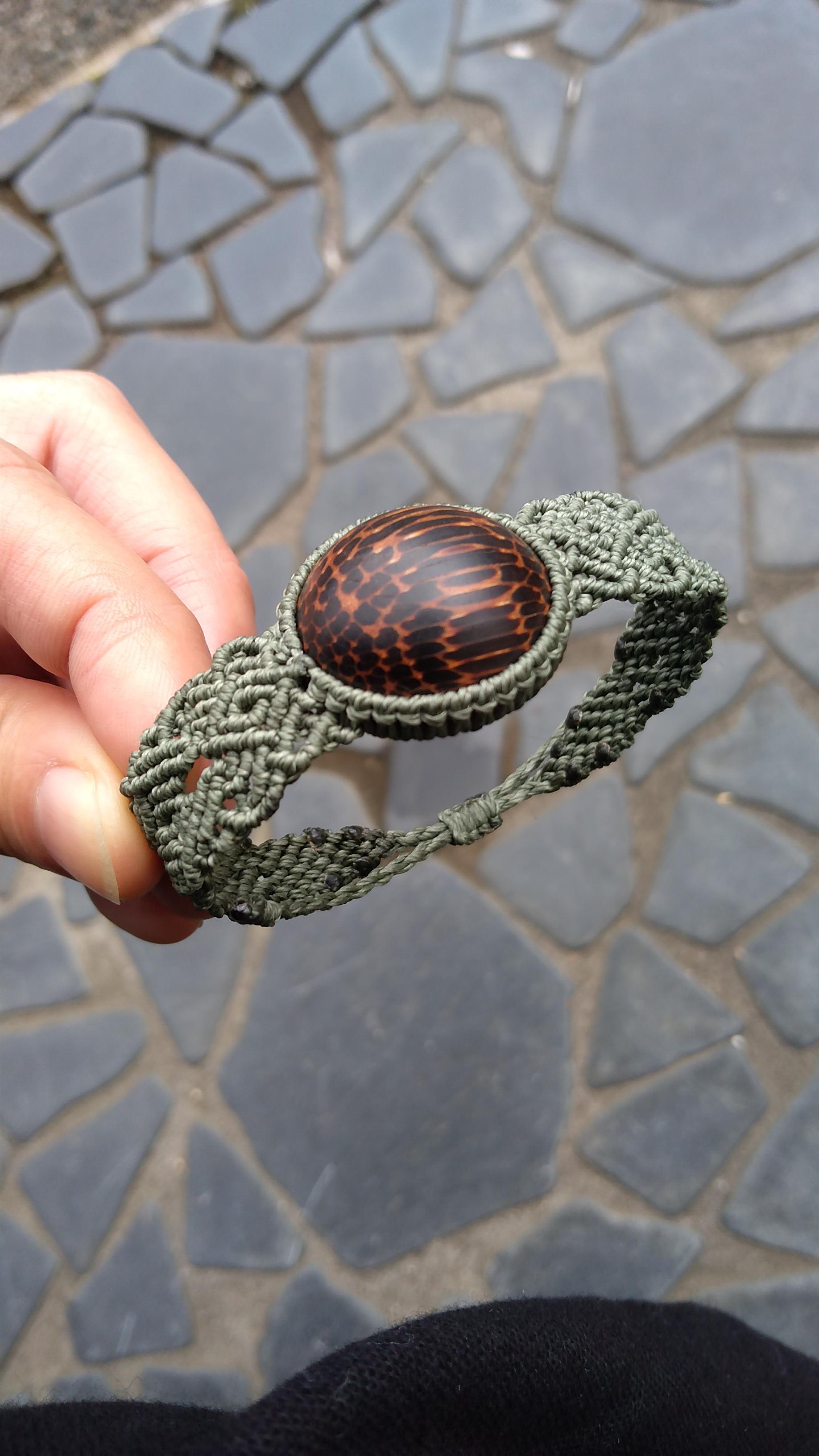 龍鱗木のマクラメブレスレット[B-77]