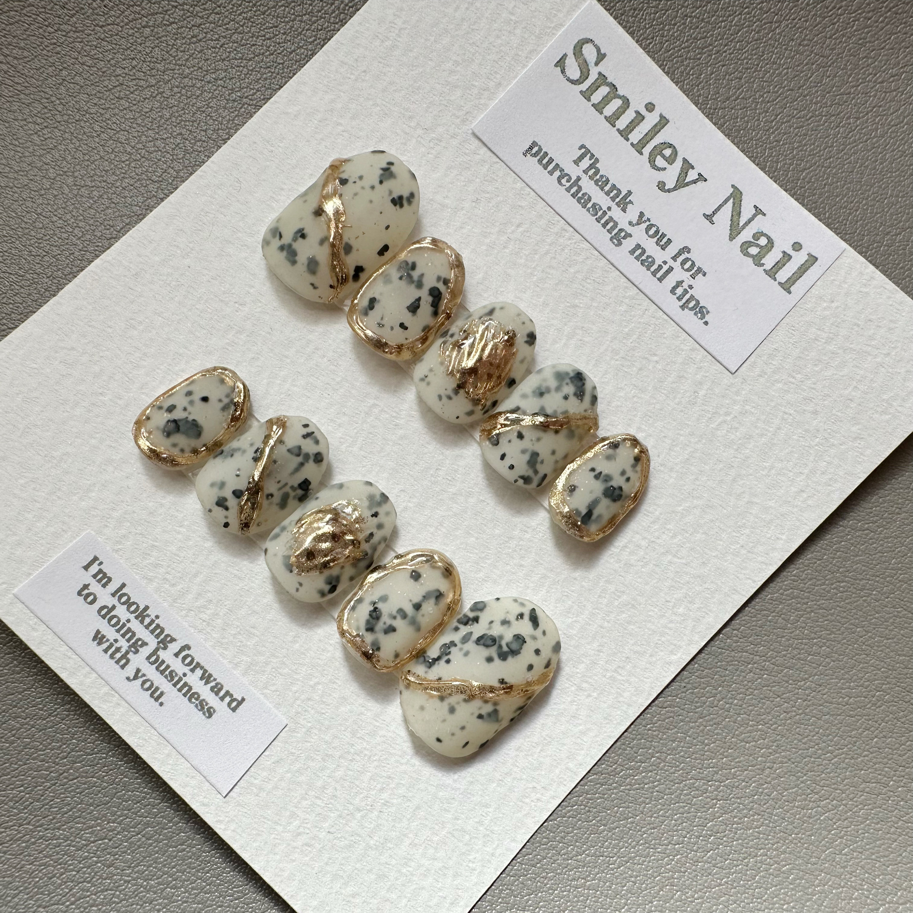 ダルメシアンピンク ネイルチップ ダルメシアンピンク♡ネイルチップ - Runash _ I NAIL‪𓂃𓈒𓏸‬