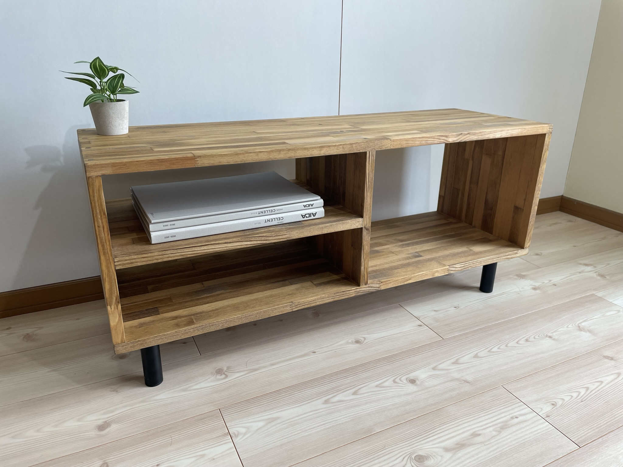 【サイズオーダー可】木のぬくもり感じるテレビボード・ｵｰﾌﾟﾝ・棚付き・ﾐﾃﾞｨｱﾑ