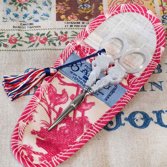 ひまり⭐︎ 白糸 & sajou刺繍糸 & sajou 手芸 ハサミ ひまり様専用⭐︎ 白糸 & sajou刺繍糸 & sajou 手芸 ハサミ