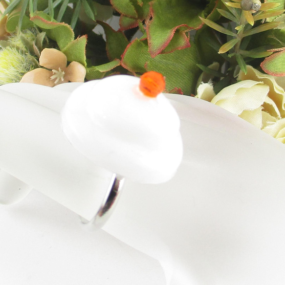 時期が時期だからクォーツ入りの鏡餅を指元にいかがでしょう♪(創作リング)SR819 3枚目の画像