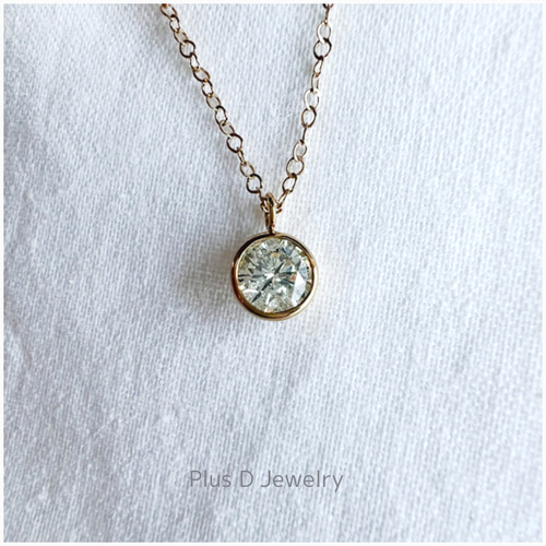PD-056 K18YG ダイヤモンドペンダント 0.832ct ネックレス・ペンダント 