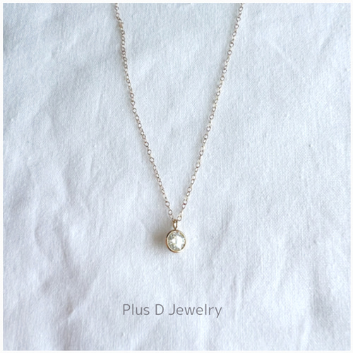 PD-056 K18YG ダイヤモンドペンダント 0.832ct ネックレス・ペンダント 