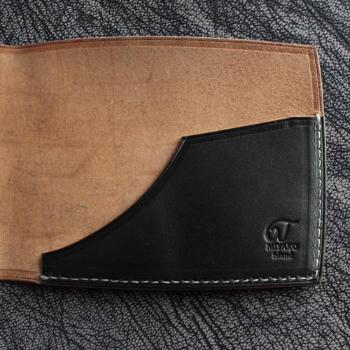 ビルフォールド(Horse Butt 茶芯) 二つ折り財布 6T leather