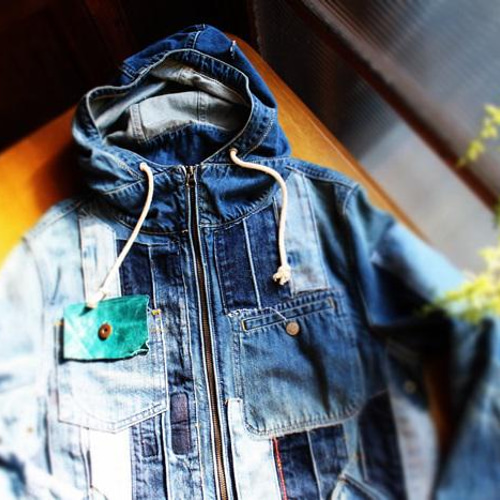 デニムリメイクジャケット　パフスリーブ　刺繍 デニムリメイクジャケット パフスリーブ 刺繍 カモメ刺繍とロゴ