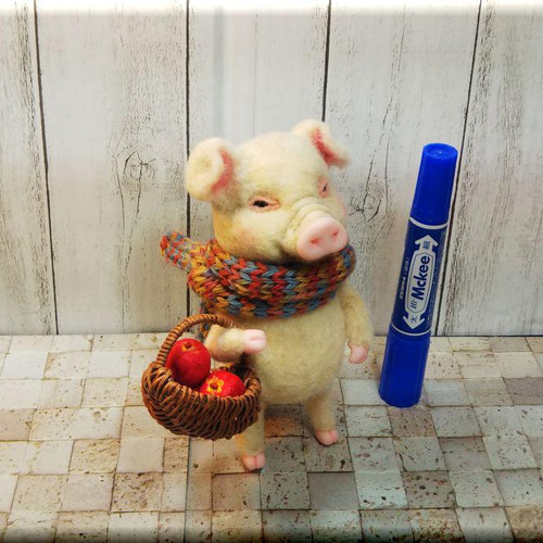 Tiny zoo 作家 羊毛フェルト テディベア ハンドメンド ぬいぐるみ ブタ 手足が動く羊毛フェルトテディベア専門店a little smile (@a