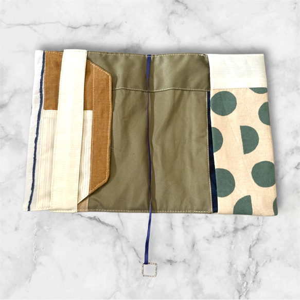 ミナペルホネン 文庫本サイズ ブックカバー 16枚目の画像