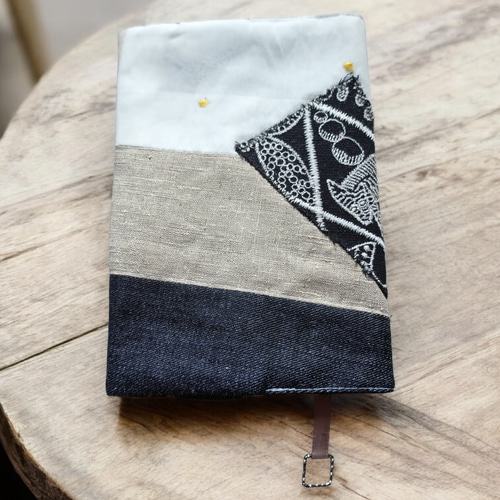 ミナペルホネン 文庫本サイズ ブックカバー ブックカバー m,cafe shop