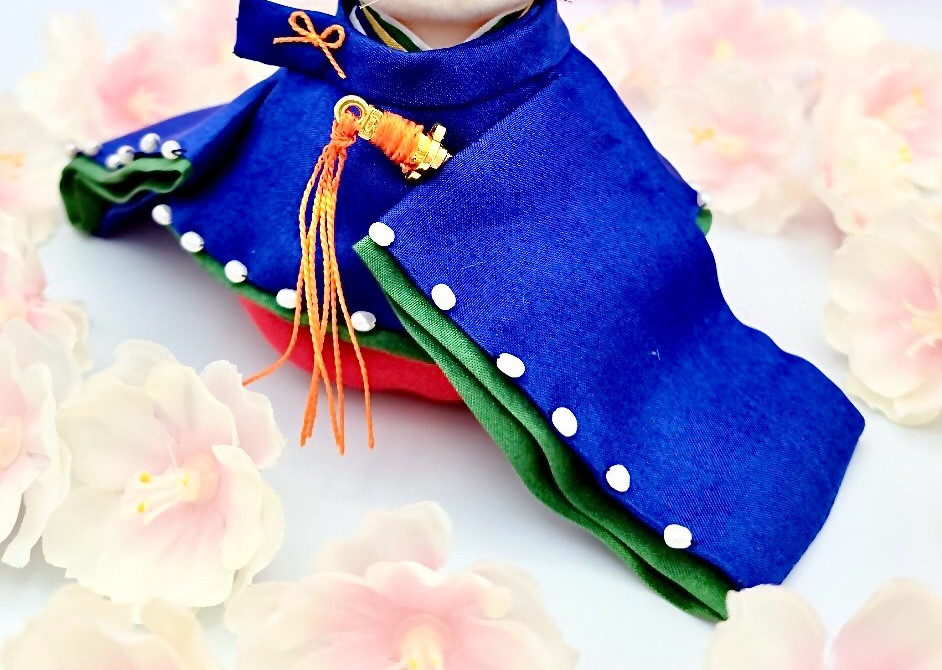 233 ひなまつり 小さな着せ替えお着物〈若君〉【正絹珠飾り】瑠璃色地に千歳緑襲