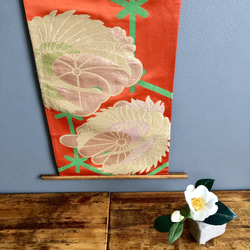 帯のタペストリー　輝く菊と鶴　2　正月飾り　　SDGｓ　サスティナブル 1枚目の画像