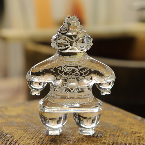 水晶の遮光器土偶 【甲州水晶貴石細工】 659-506 其他擺飾