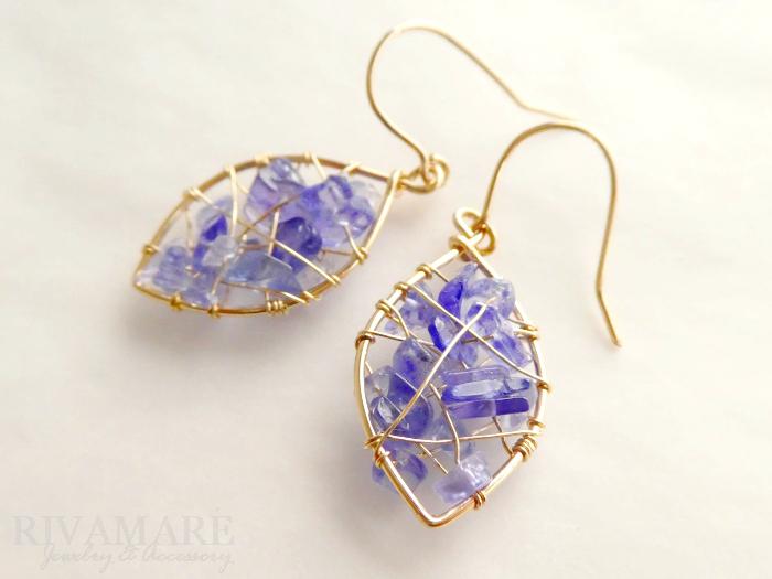 「ブルーパープルのリーフ」タンザナイト ラフチップ 原石 リーフ フープ ピアス