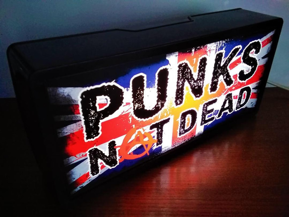 イギリス UK パンクロック PUNKS NOT DEAD サイン 看板 置物 雑貨 LED2wayライトBOX 3枚目の画像