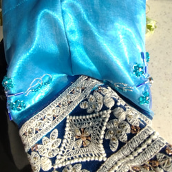 刺繍巾着（オートクチュールビーズ刺繍とインド刺繍リボンの巾着） 3枚目の画像