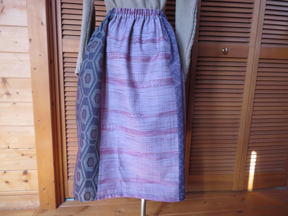紫系　ウールの着物をパッチしたギャザースカート　着物リメイク　訳あり価格 5枚目の画像