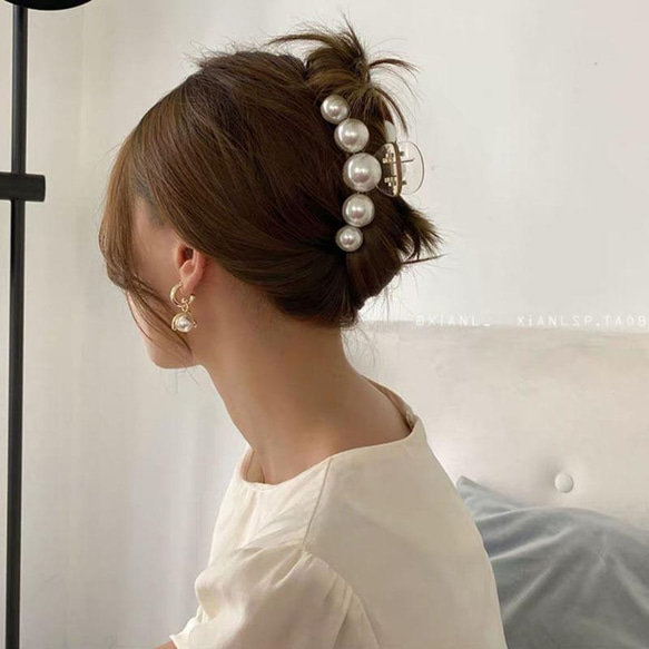 韓国ファッション　大人可愛いパールヘアクリップ　ヘアアクセサリー　-7001 3枚目の画像