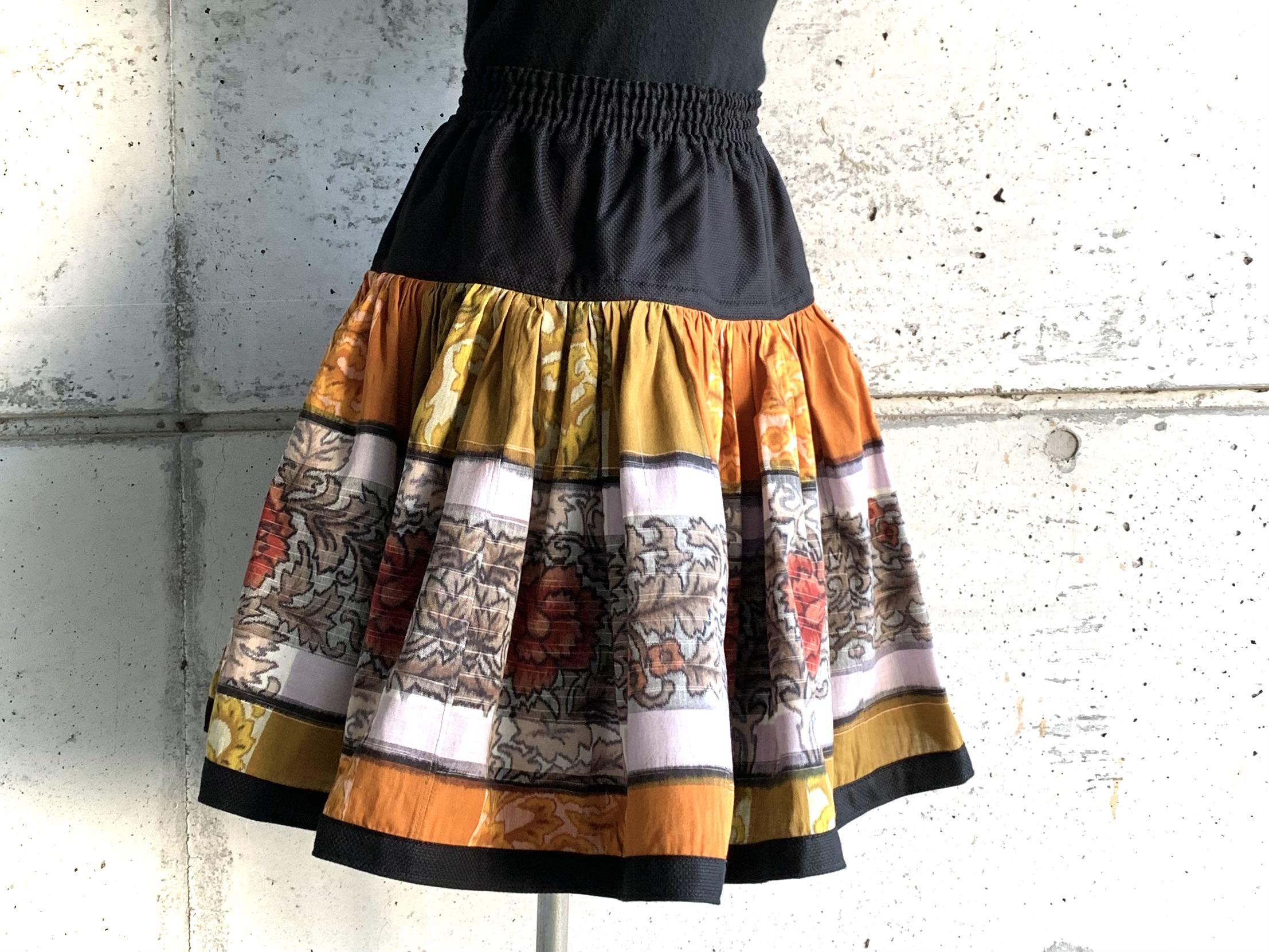 S~M size　唐草と赤い花の布団皮スカート・橙色