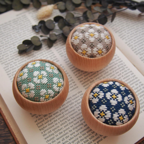 受注製作》こぎん刺し -ohana- ピンクッション 針刺し その他雑貨