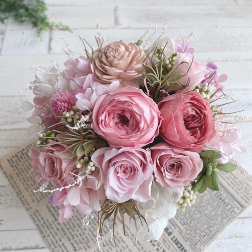 ROSE❣️ピンクピンクアレンジ❣️プリザーブドフラワー❣️ジニア、薔薇❁⃘*.゜ ROSE様専用❣️ピンクピンクアレンジ❣️プリザーブドフラワー