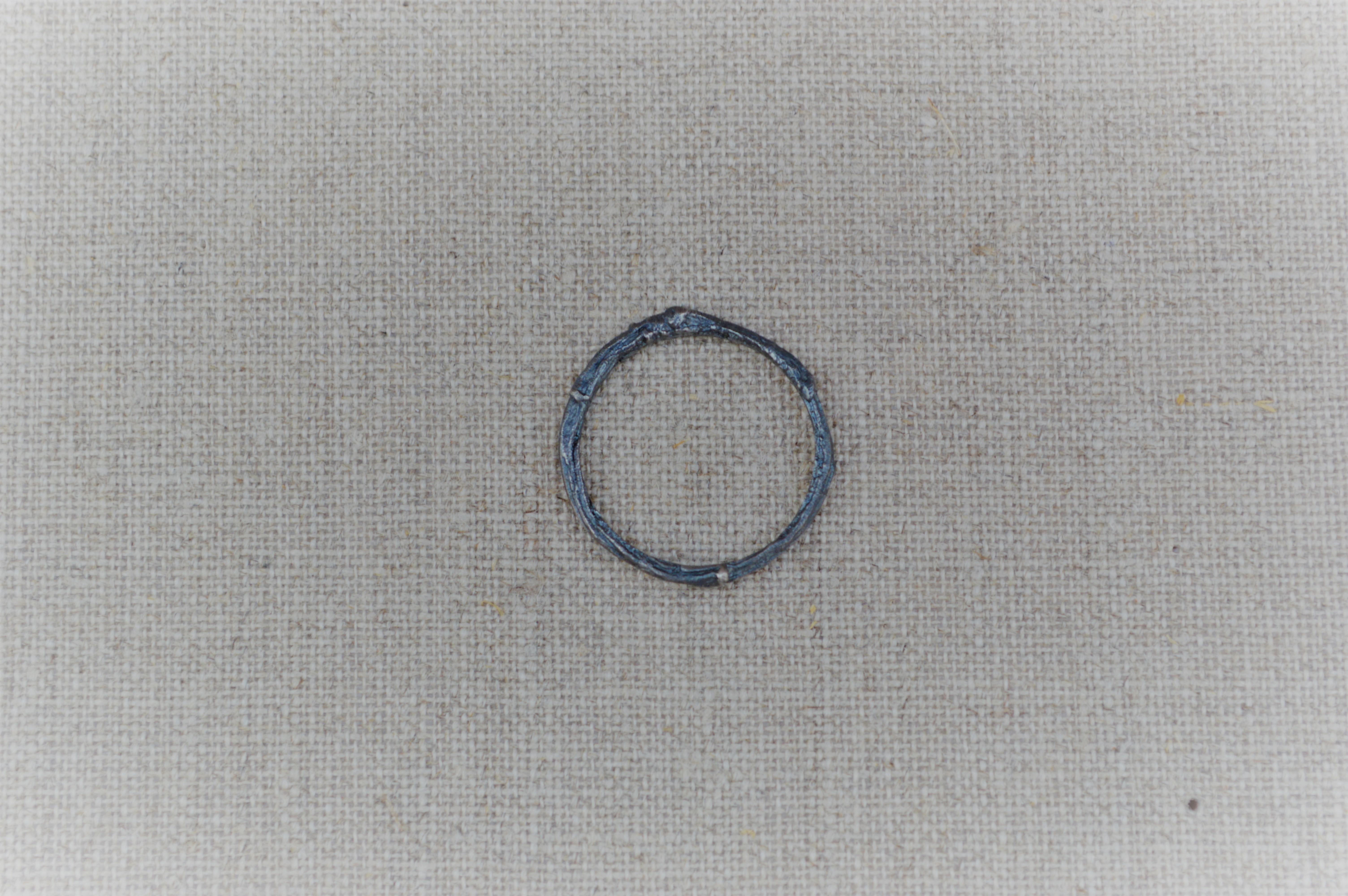 8. Ramita Cerezo Negro　こえだ　さくらのき　リング　シルバー925 いぶし銀仕上げ