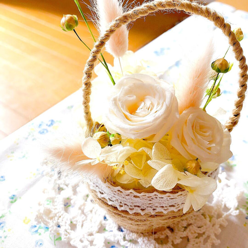 HANDMADE プリザーブドフラワーアレンジメント 花籠 薔薇