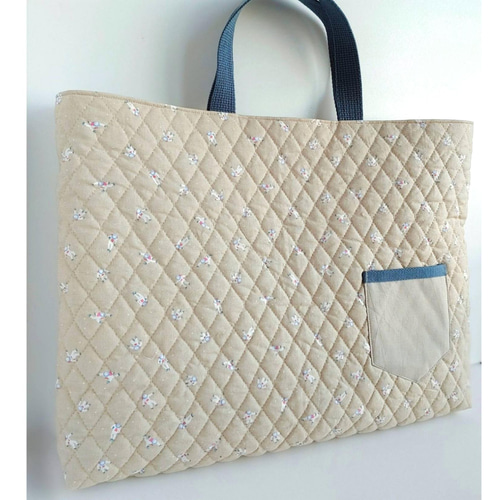 UsS mama　宇宙キルティング　ハンドメイド 宇宙、ギャラクシー柄の生地で作るレッスンバッグ、巾着などの