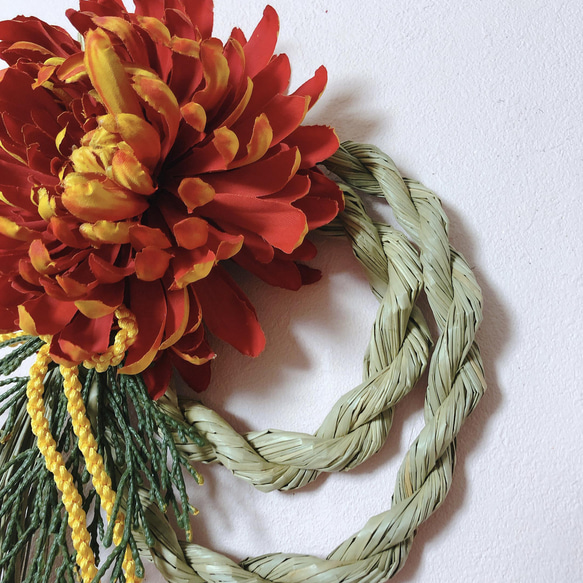 菊のシンプルお正月飾り 2枚目の画像