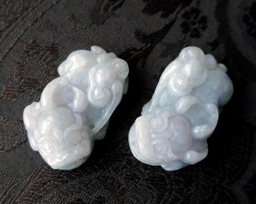 ミャンマー産 茶白翡翠カエルカービング ヒスイ カービング ミャンマー