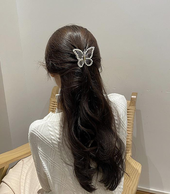 韓国ファッション　大人気 蝶々パールヘアクリップ　クリア　ヘアアクセサリー　-7058 3枚目の画像