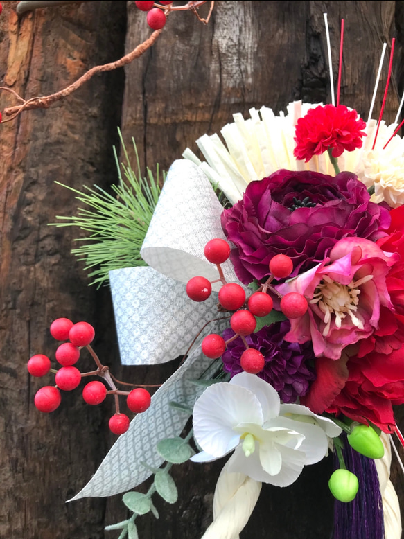 【お任せデザイン】紅白の瓢箪型お正月しめ縄飾り//祭 4枚目の画像