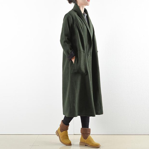 カジュアルに羽織れるウールのコート モスグリーン コート Weaver 