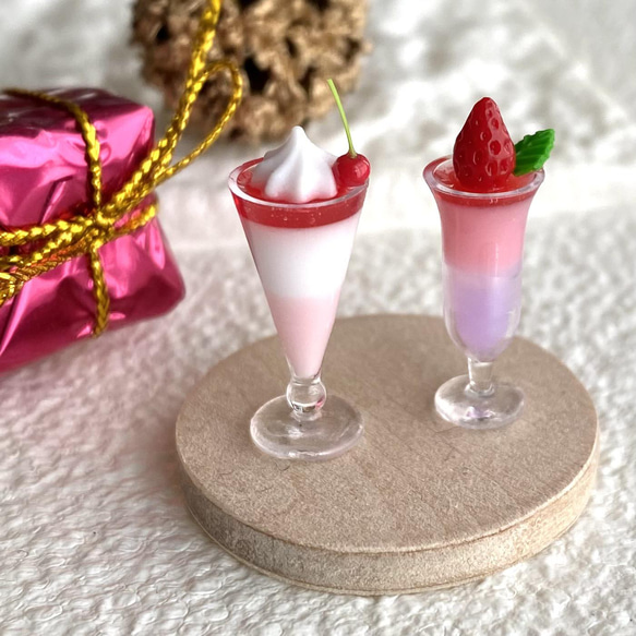 ピンククリスタルミニチュアカクテルオブジェ ピンククリスタルミニチュアカクテルオブジェ