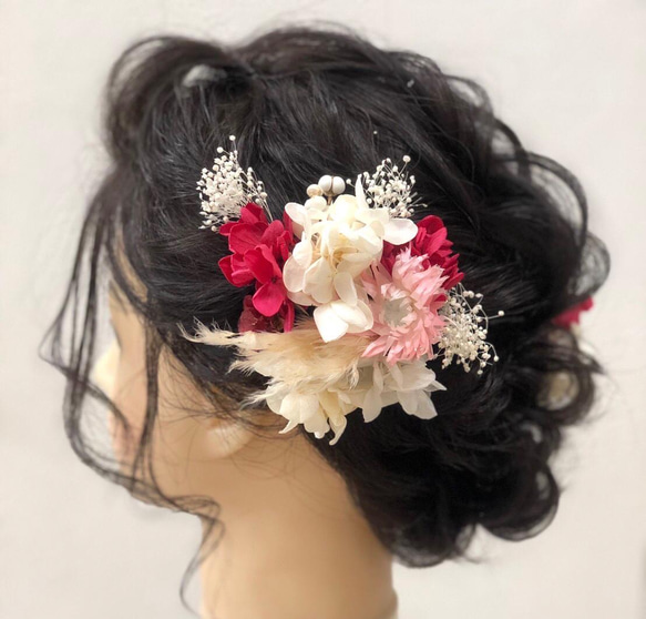 ウェディング、和装、成人式ヘアードレス❤︎dryflower、プリザーブドフラワー可愛くヘッドアクセサリーにも合わせ易く 1枚目の画像