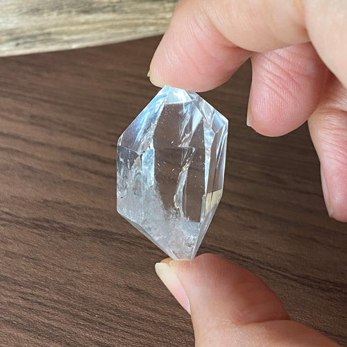ライトニングクォーツ　希少 ダブルポイント　天然石　両剣水晶　雷水晶 ライトニングクォーツ 希少 ダブルポイント 天然石 両剣水晶 雷水晶