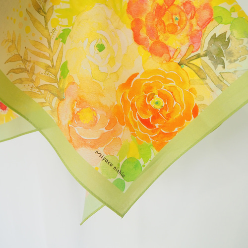 水彩画のスカーフハンカチ「ラナンキュラス」 ハンカチ・手ぬぐい