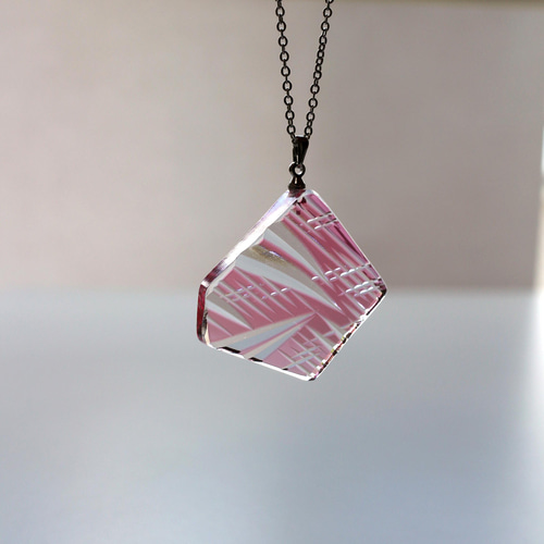 お気に入り 切子ペンダント Namry ネックレス・ペンダント シャープ／ピンク ネックレス・ペンダント