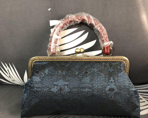 アンズルーム☆ハンドメイド☆2WAY☆着物 帯リメイク☆がま口