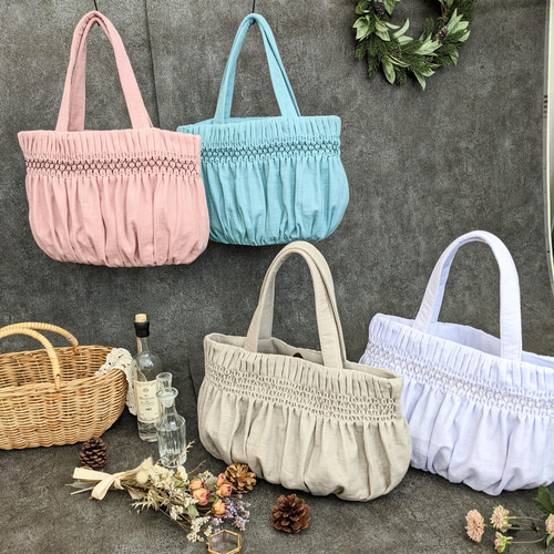 スモッキング刺繍トートバッグ(小) ｰCARRYiN smokyblue ｰ トート