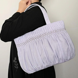 スモッキング刺繍トートバッグ(小) ｰCARRYiN lavender ｰ 13枚目の画像