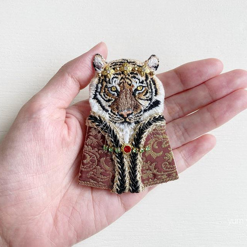刺繍ブローチ　専用商品 6547d2dfabaee37bb02115210ea972