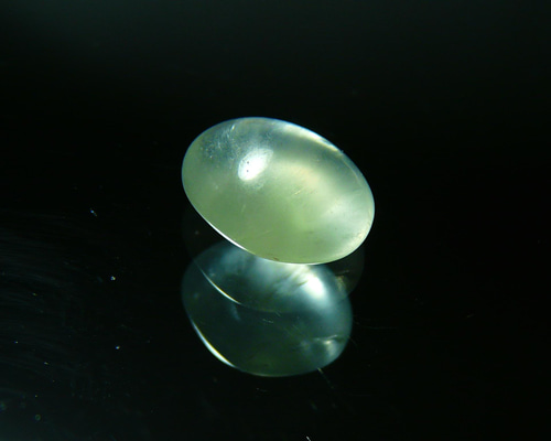 巨大 プレナイト 365ct 原石 アフリカ産 レア 鉱物 一点もの ぶどう石 巨大 プレナイト 365ct 原石 アフリカ産 レア 鉱物 一点もの