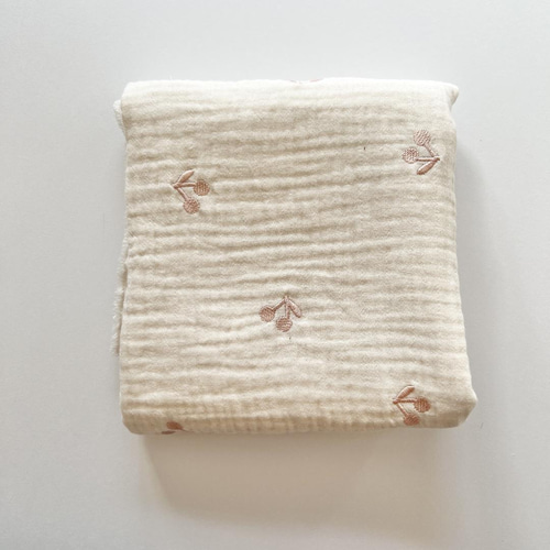 トリプルガーゼ（チェリー刺繍・4色選択可）韓国生地 生地