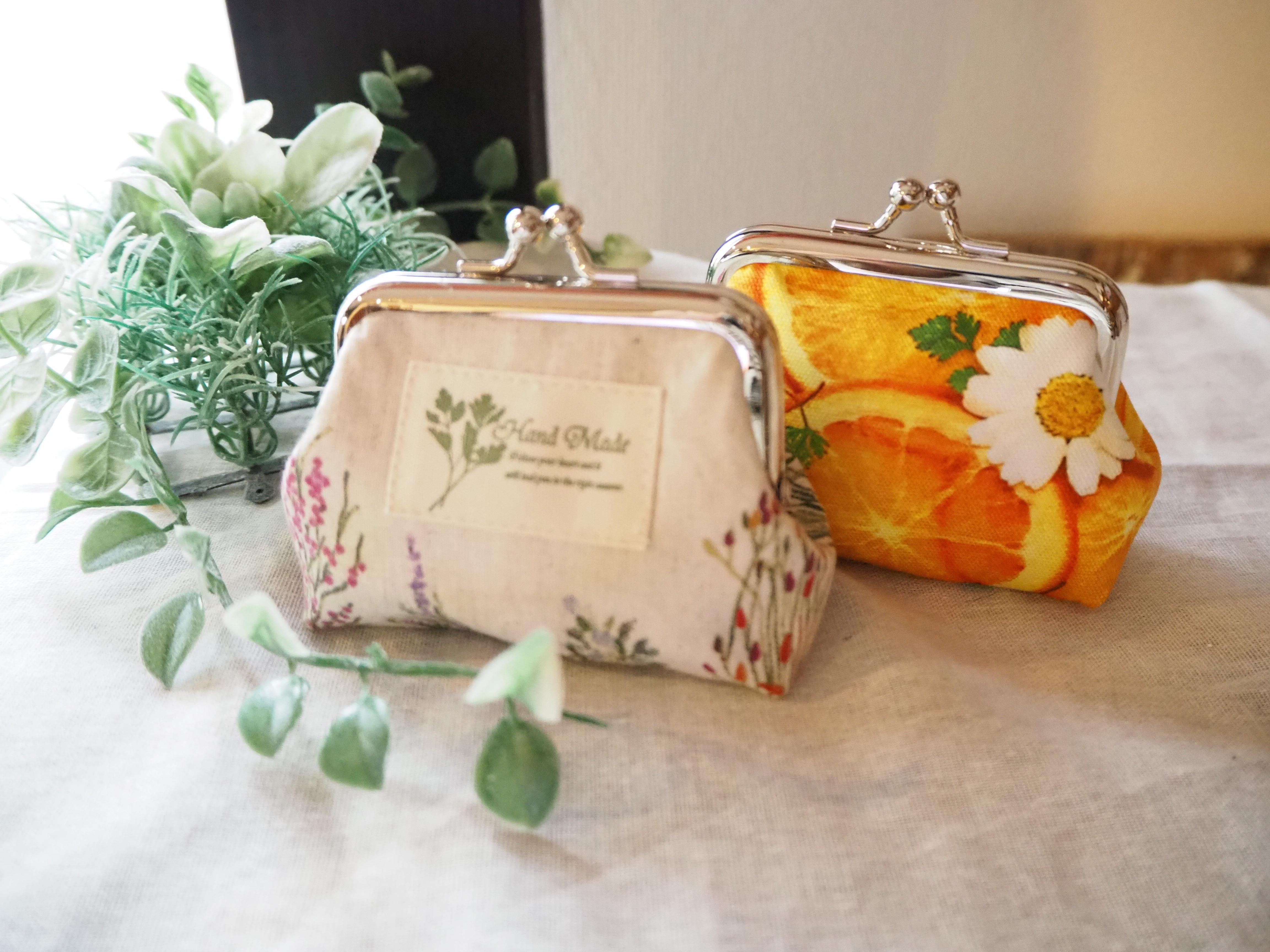 花柄♥がま口ポーチ♥小銭入れ♥ハンドメイド 13㌢がま口ポーチ花柄 ハンドメイド がま口ポーチ 小物入れ