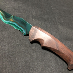 クリソ(緑瑪瑙)のナイフ形オブジェ 2枚目の画像