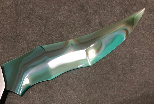 クリソ(緑瑪瑙)のナイフ形オブジェ 3枚目の画像