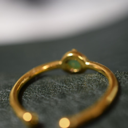 D158 一点物 ミャンマー産 天然 緑 A貨 本翡翠 硬玉 蝶々リング 指輪 フリーサイズ 銅 金属アレルギー対応 4枚目の画像