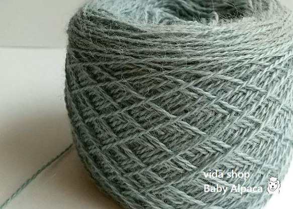ベビーアルパカ毛糸100%（極細）スモーキーグリーン[色番号　B25番] 1枚目の画像
