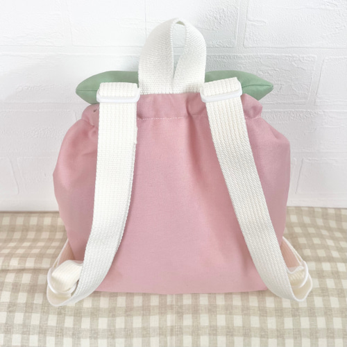 いちごモチーフ ナイロンリュック メゾピアノ いちごモチーフリュック